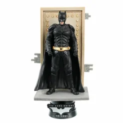 Batman Figure - The Dark Knight Trilogy - DC Comics D-Stage PVC Diorama