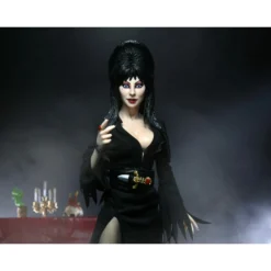Figure Elvira - Mistress Of The Dark Clothed -Figures Sales Store elvira scaled003